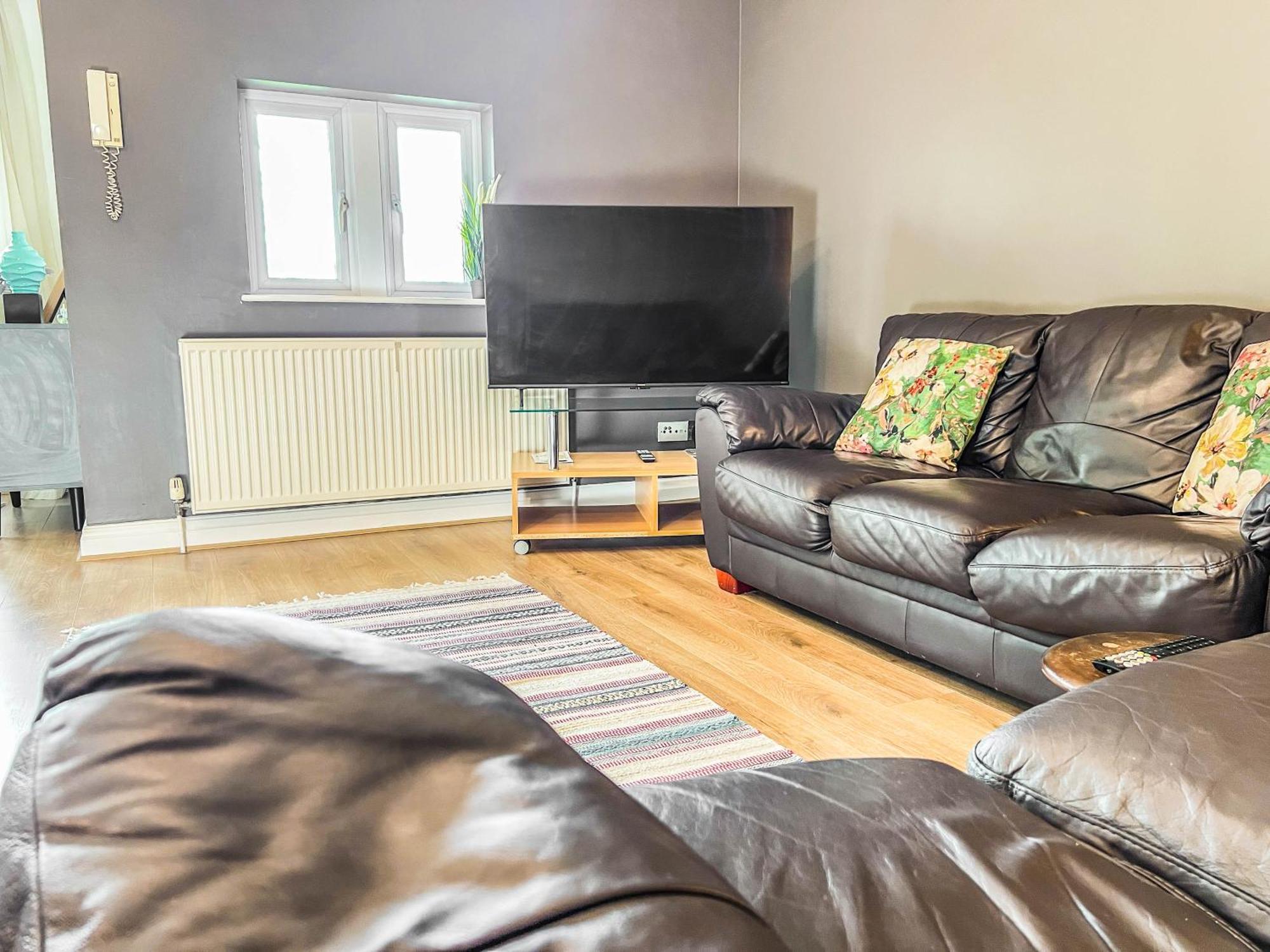 2 Bed - 2 Bath - Duplex Apartment Next To Lbu-Headingley Centre-Ycc Arena-Families-Relocators Meanwood Bagian luar foto